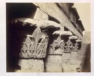 ポルティコの首都、クナム神殿、エスナ、1862年（セピア写真）